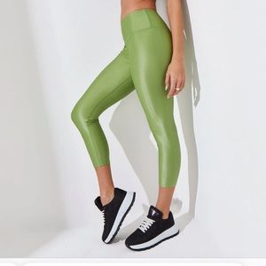 Noli Liquid 7/8 Ivy Green leggings L NEW $98